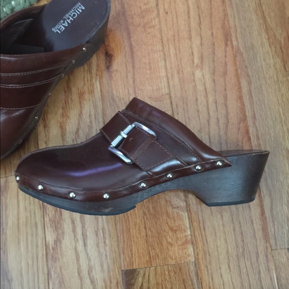 Shoes size 9 - Picture 3 of 3